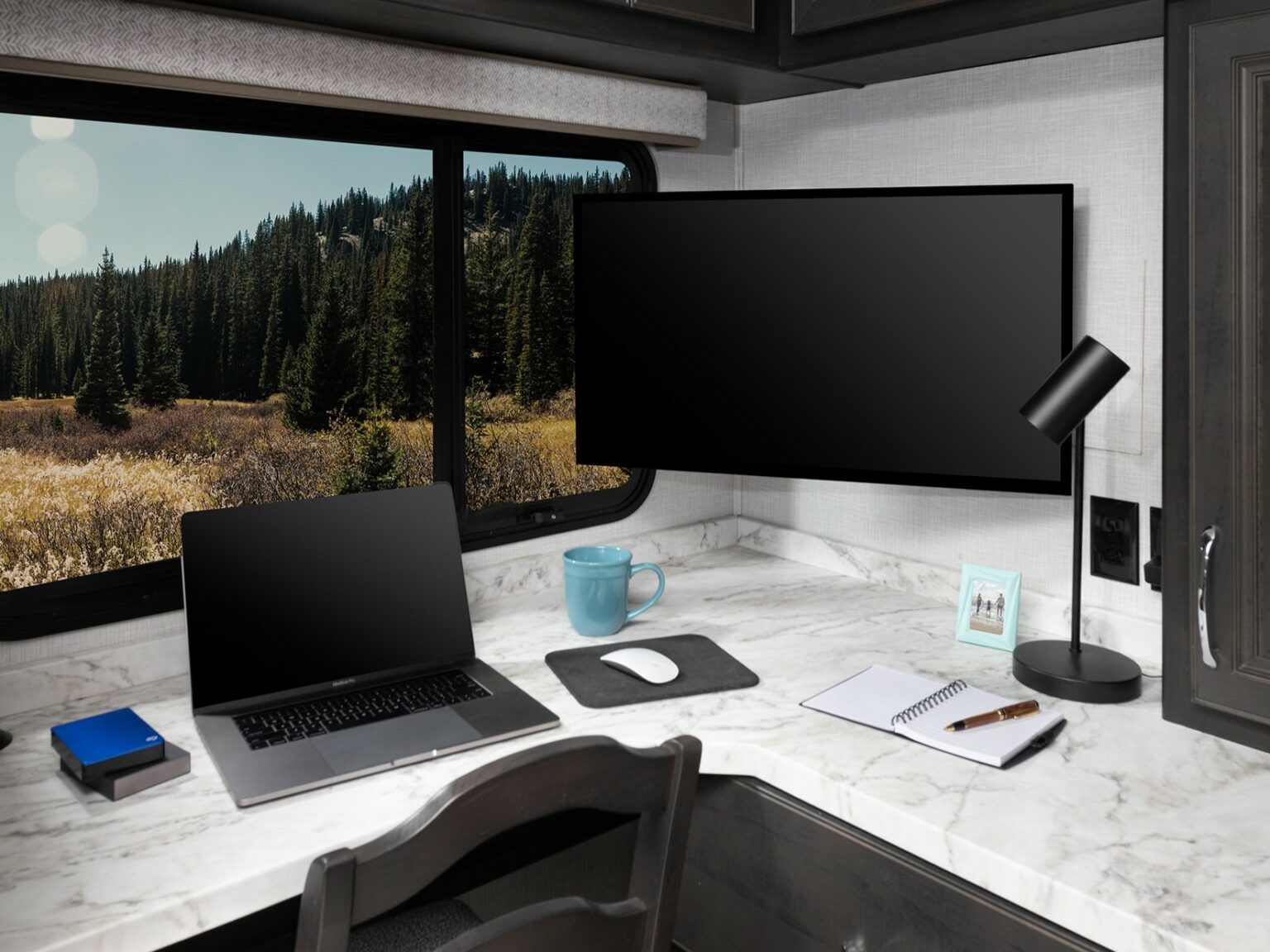 10 Remote-Work-Ready RVs with Office Space [2025 Models]
