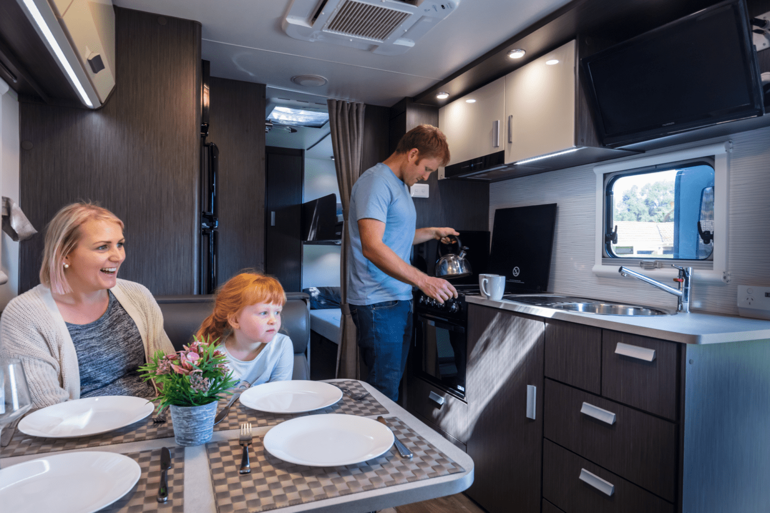 11 Incredible Class C RVs with Bunk Beds (2024 Update) Travels with Ted