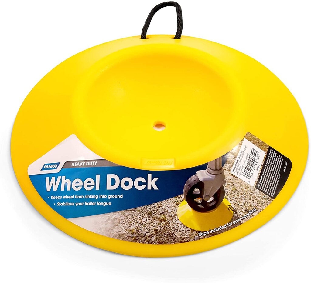 Trailer tongue wheel dock
