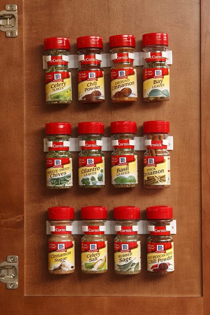 Space saving spice holder