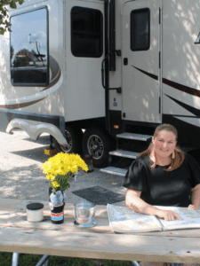 cropped-RV-Campsite-Decorating.png