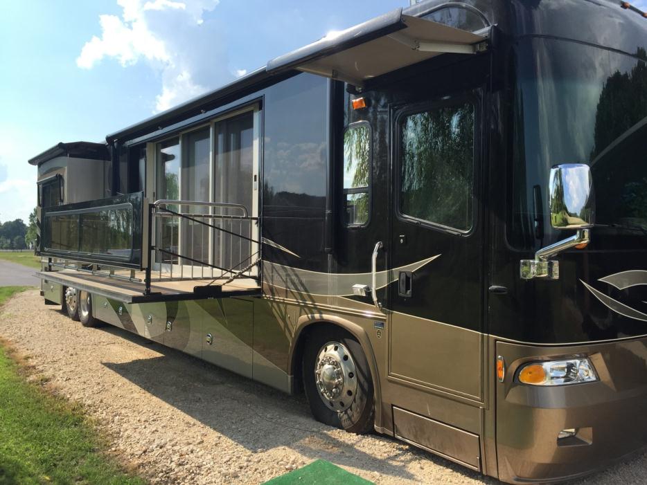 RVs with Porches: Country Coach Veranda