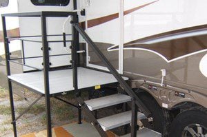 RV Steps with a Platform: Sunrise Kingstone Series