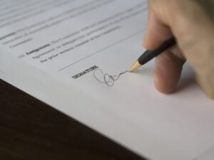 Review the RV Consignment Contract before Signing