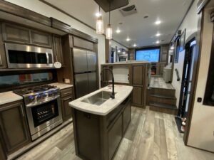 Fifth Wheel Campers with Front Living Rooms: Durango Gold G387FLF 