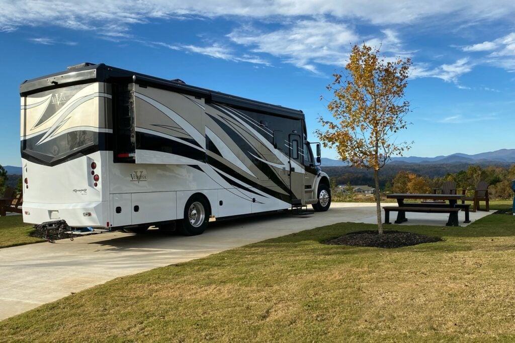12 Absolute Best RV Parks & Campgrounds in