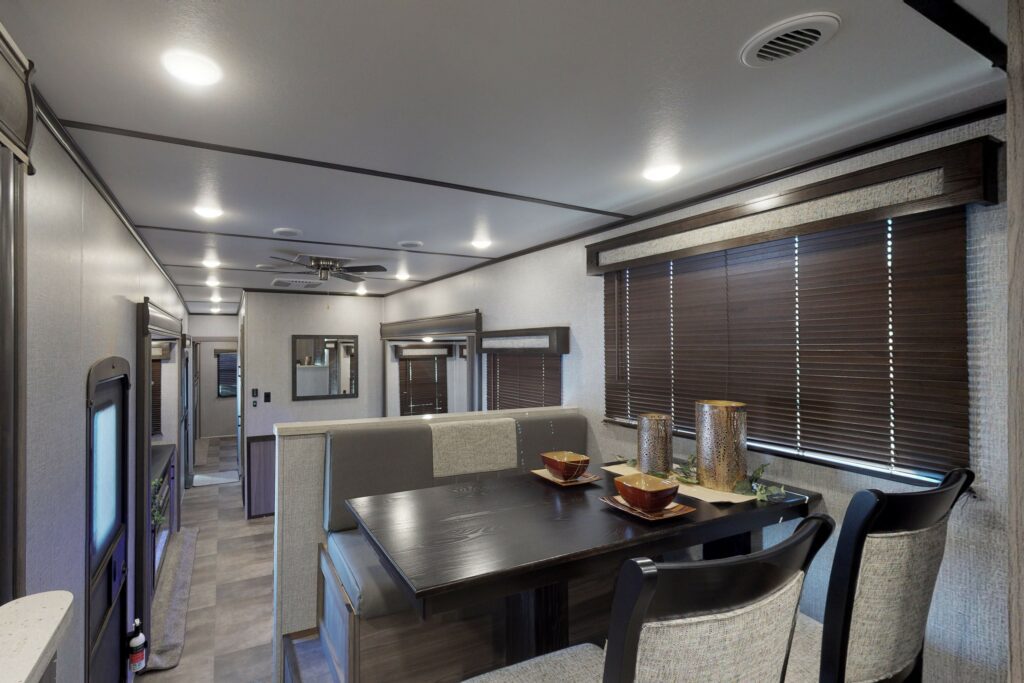 Fifth wheel RV dining area