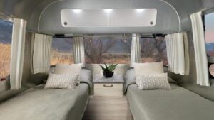 Travel Trailers with Twin Beds: Airstream International 25FB