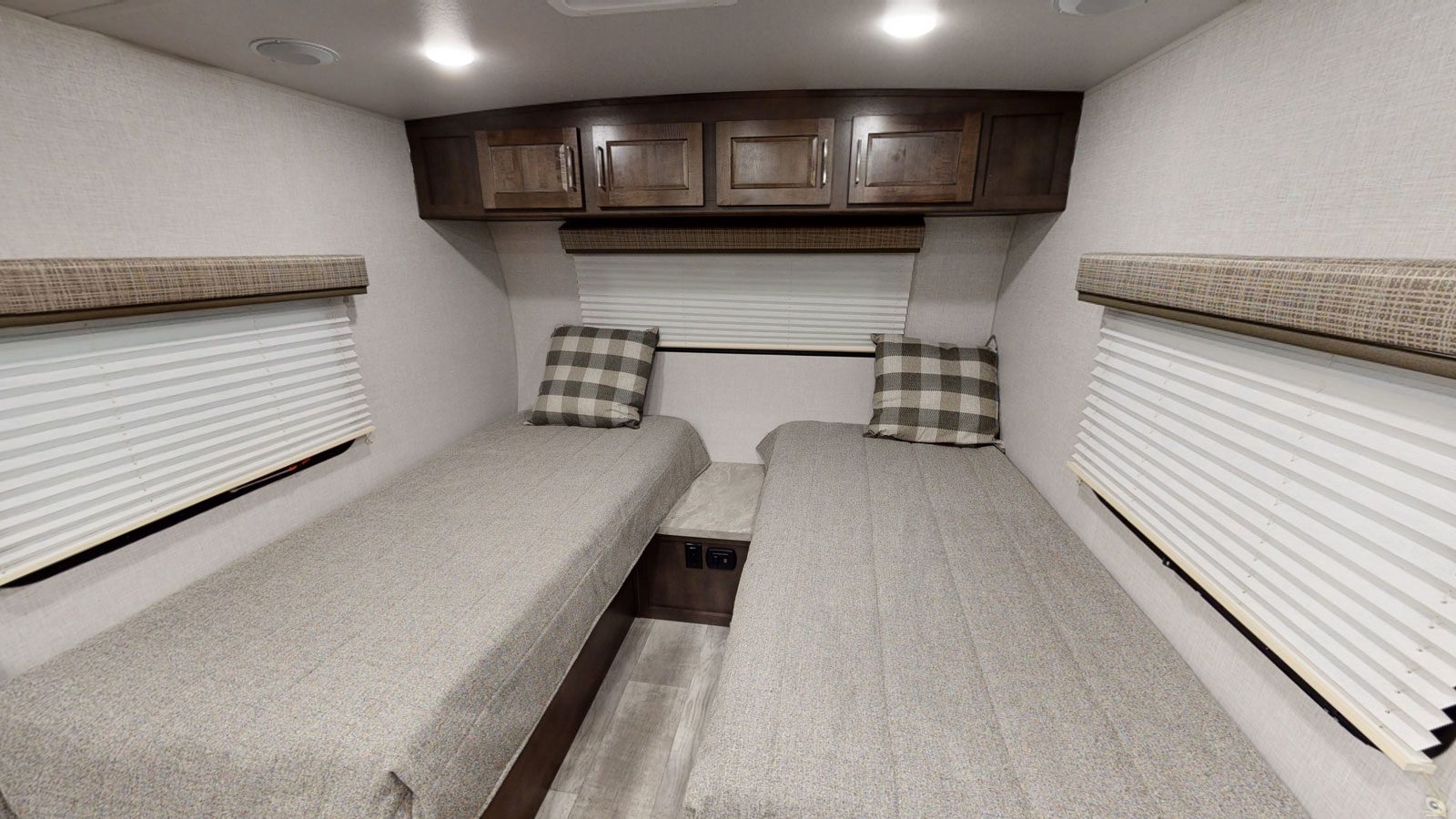 best travel trailer with twin beds