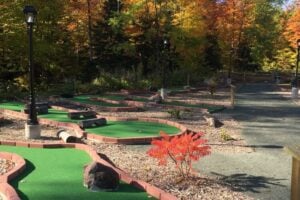 Luxury RV Resorts in Michigan. Mini golf course at Rippling River Resort.