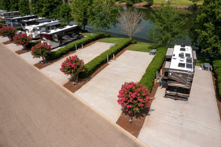 17 Best Luxury RV Resorts & RV Parks in Tennessee