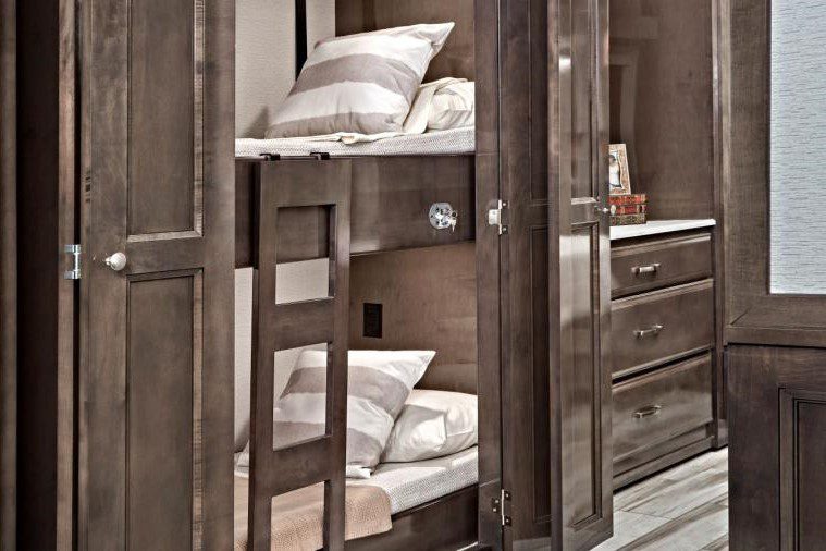 10 Awesome & Spacious Class A Motorhomes with Bunk Beds