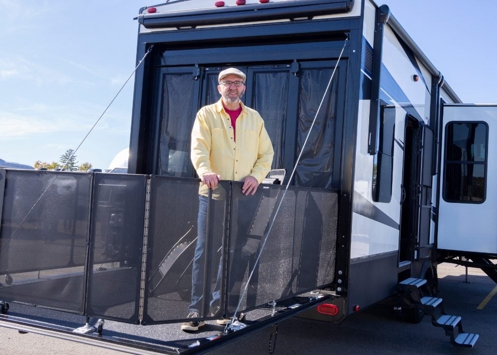 Toy Hauler Porch