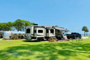 Luxury RV Resorts in Florida: Coastline RV Resort