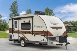 Best Small Travel Trailers: Vintage Cruiser