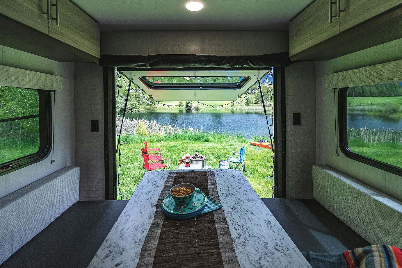20 Best Small Travel Trailers Under 3500 & 5000 lbs