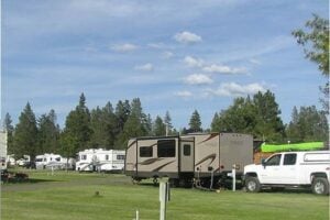 Luxury RV Resorts in Oregon: Cascade Meadows RV Resort