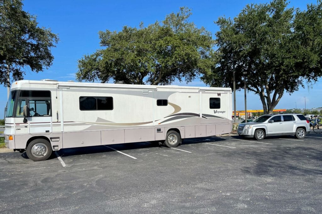 Cracker Barrel RV Parking