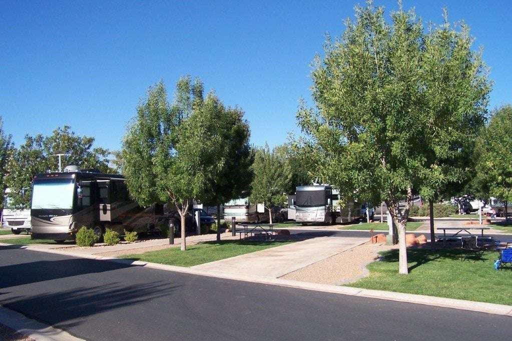 Luxury RV Resorts in Utah: Zion River Resort