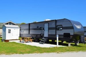 Best Campgrounds with RV Rentals: Myrtle Beach Travel Park