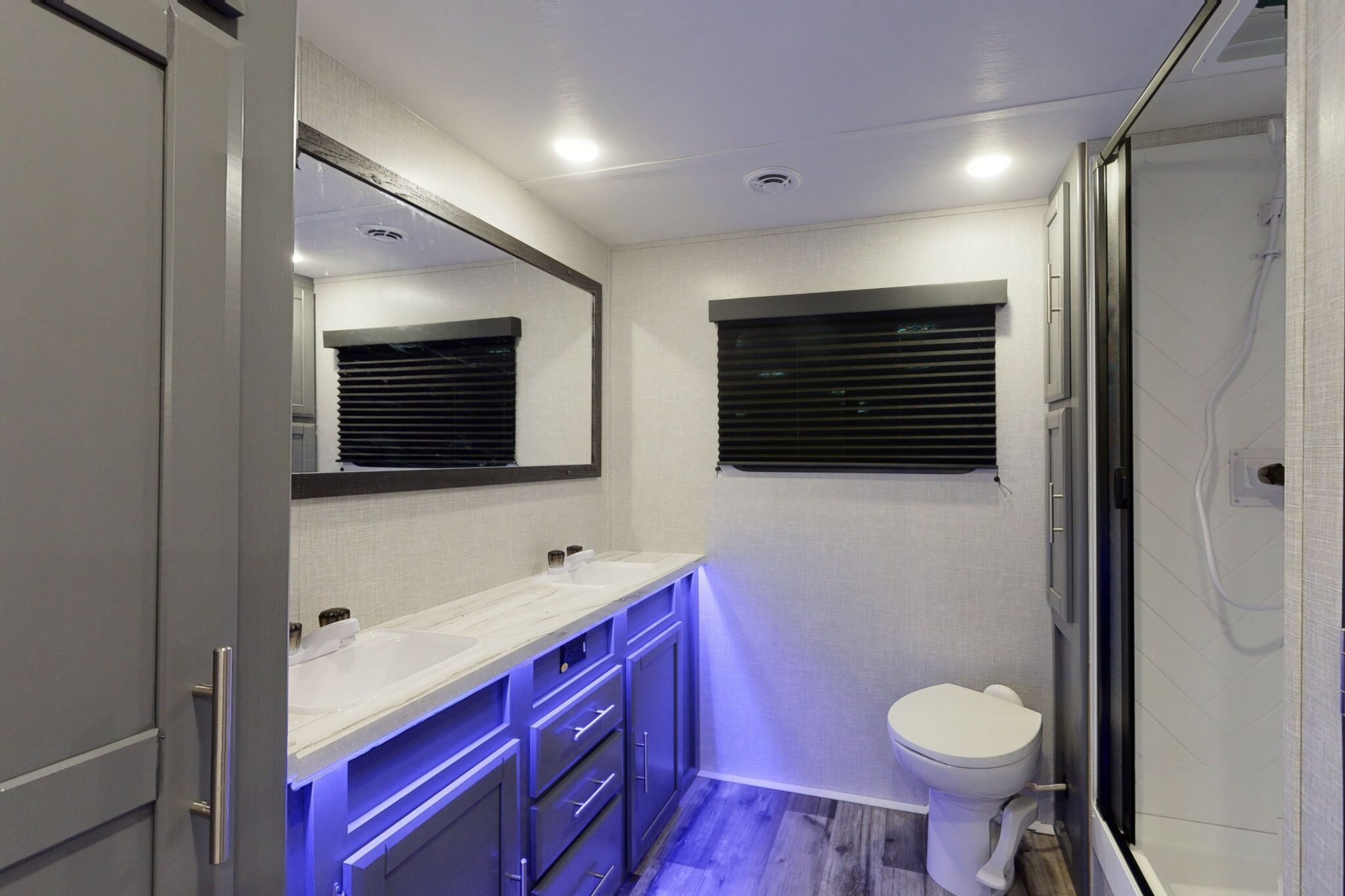 10 Luxurious RVs with Large Bathrooms (2024) Travels with Ted