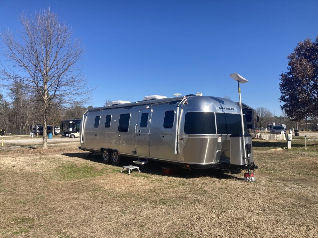 Airstream RV with Starlink internet dish.