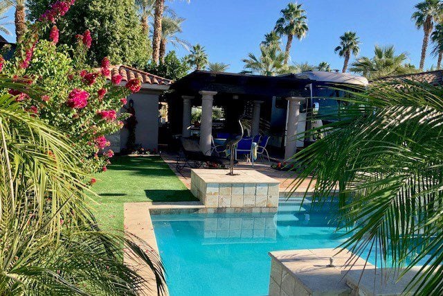 Luxury RV campsite with private hot tub and plunge pool