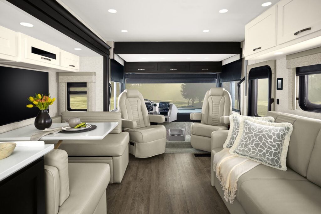 Best Small Class A Motorhomes: Bay Star Sport 2813