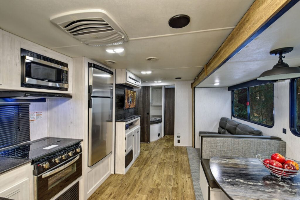 Best Bunkhouse Travel Trailers: Trail Runner 31DB