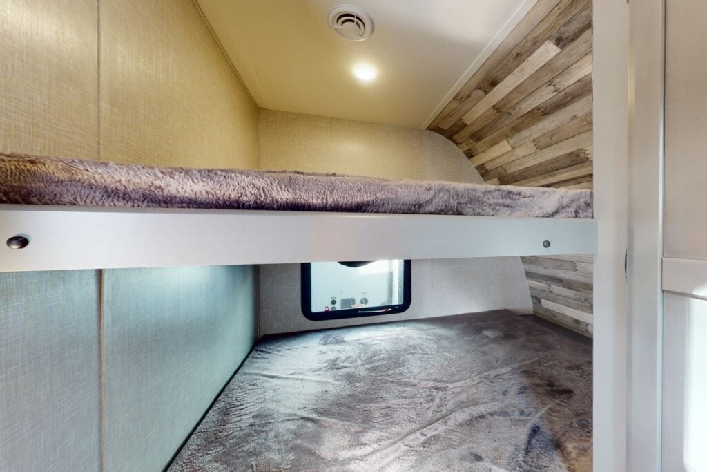 Best Bunkhouse Travel Trailers: Volante VL32FB