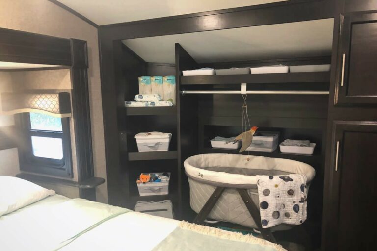 20 Creative RV Crib & Nursery Ideas for your Baby