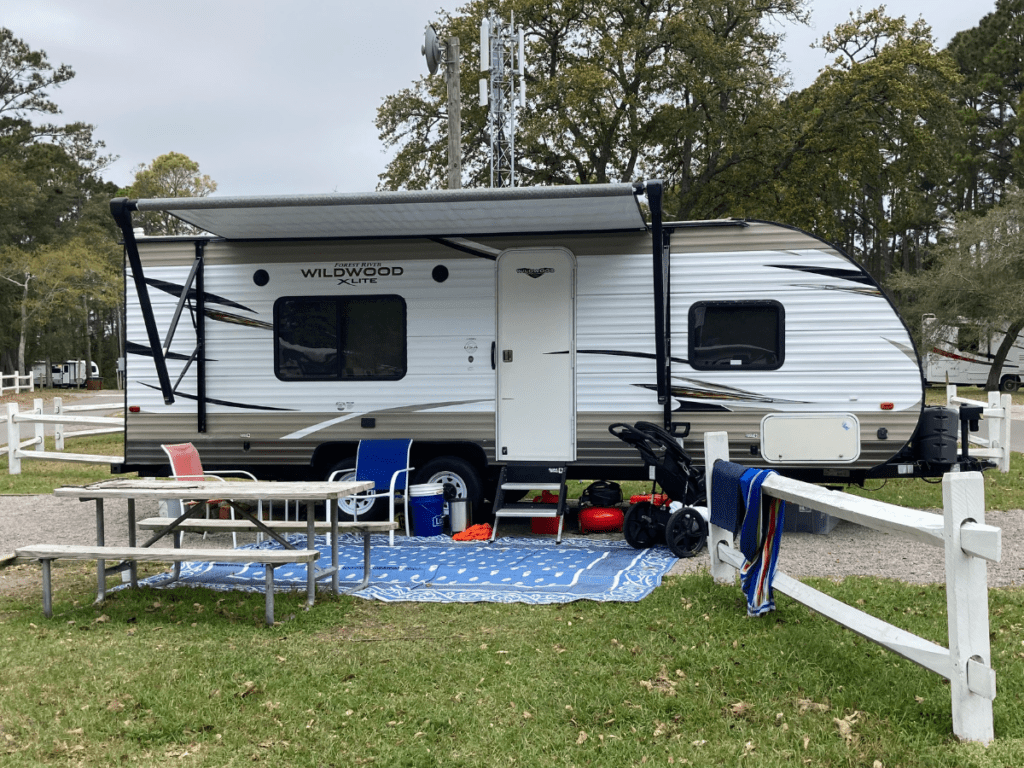 RV campsite with lots of gadgets.