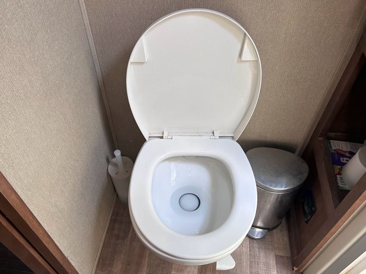 RV toilet